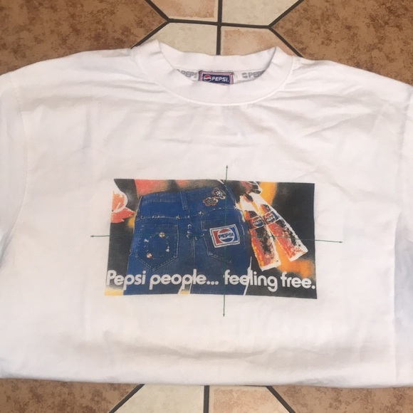 Vtg Pepsi People Feeling Free white tshirt ladies size medium - Picture 2 of 7